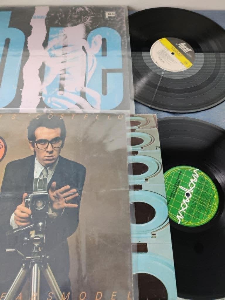 Elvis costello (almost blue + this years model), Ophalen of Verzenden