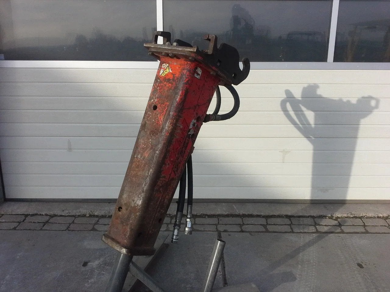 Diversen Sloophamer CW-10, Zakelijke goederen
