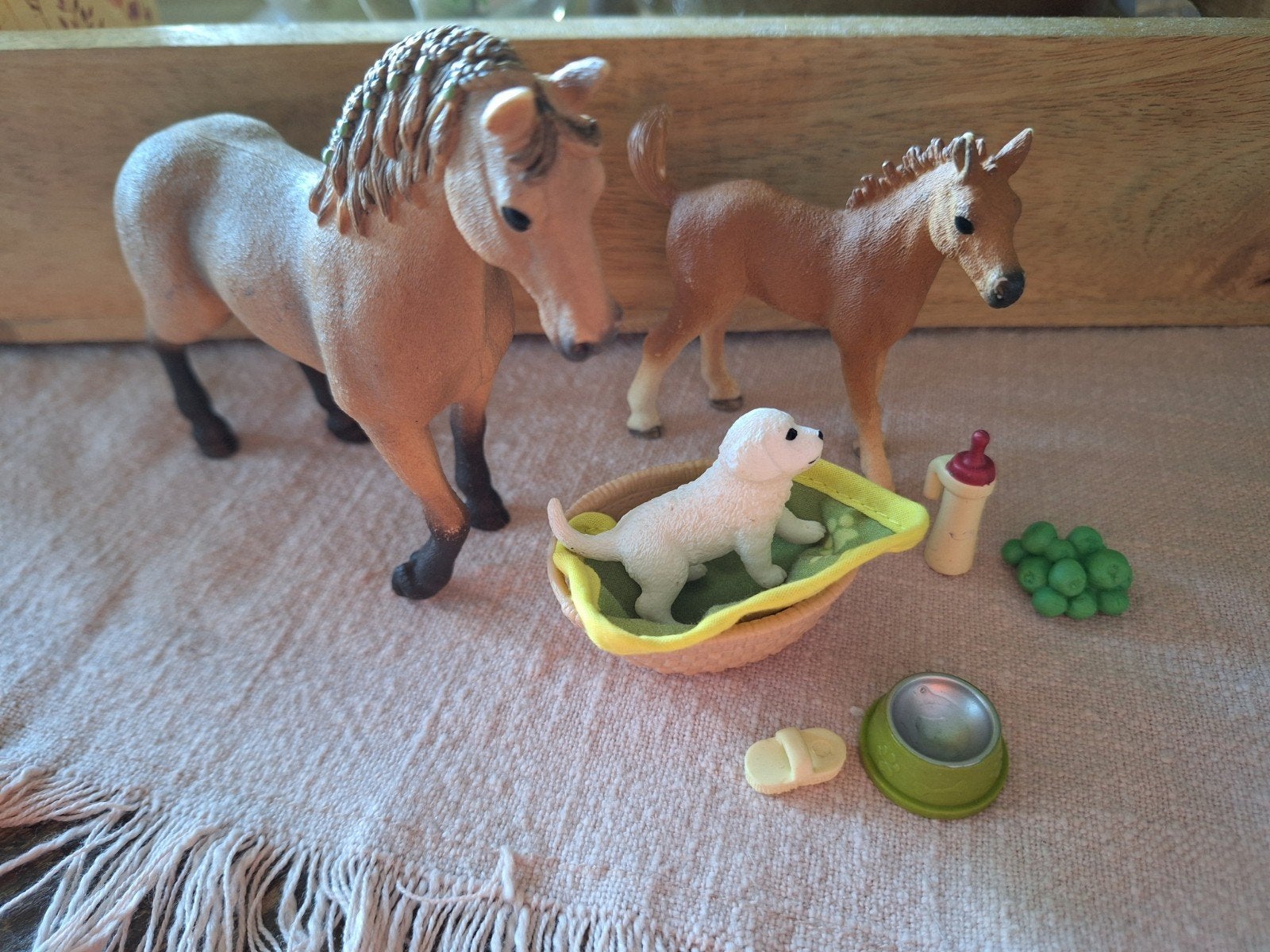 Schleich Horse Club Sarah s'occupe des jeunes animaux 42432, Enlèvement ou Envoi, Comme neuf