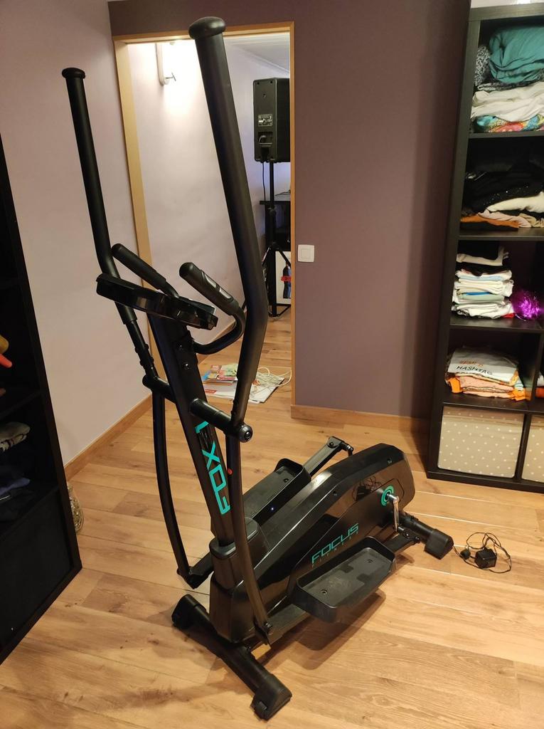 Crosstrainer Fox 1 Focus Fitness, Ophalen, Zo goed als nieuw
