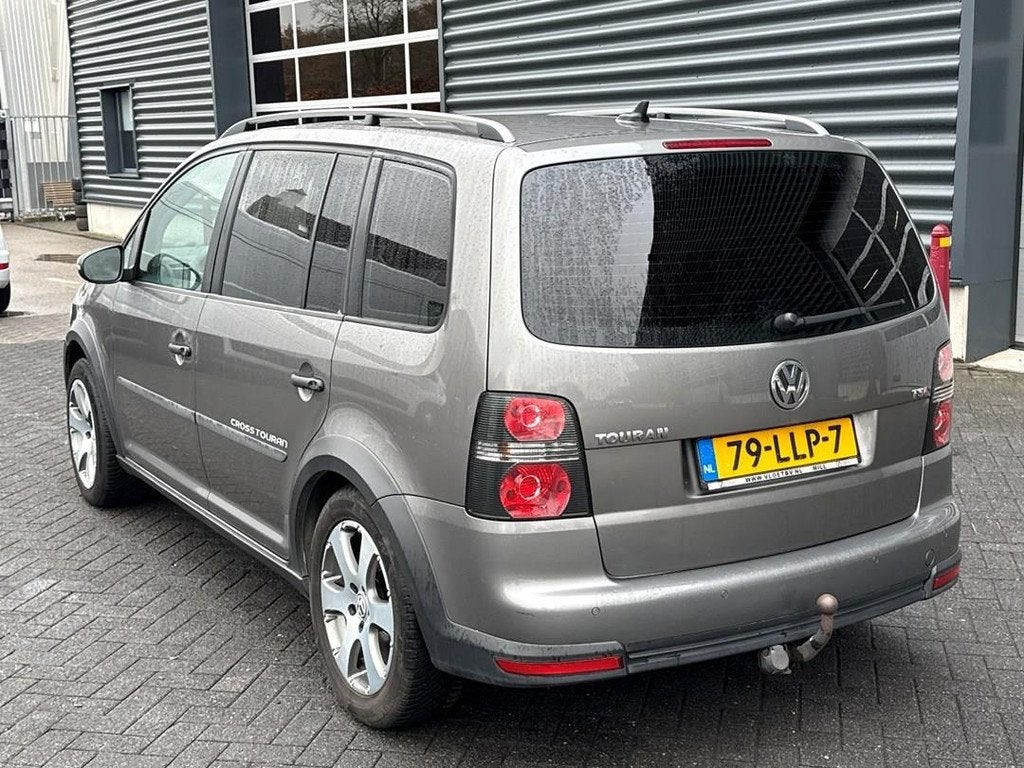 Volkswagen Touran 1.4 TSI Cross,7 persoons, trekhaak, cruise, Autos, Volkswagen, Achat, 1532 kg, Entreprise, 7 places