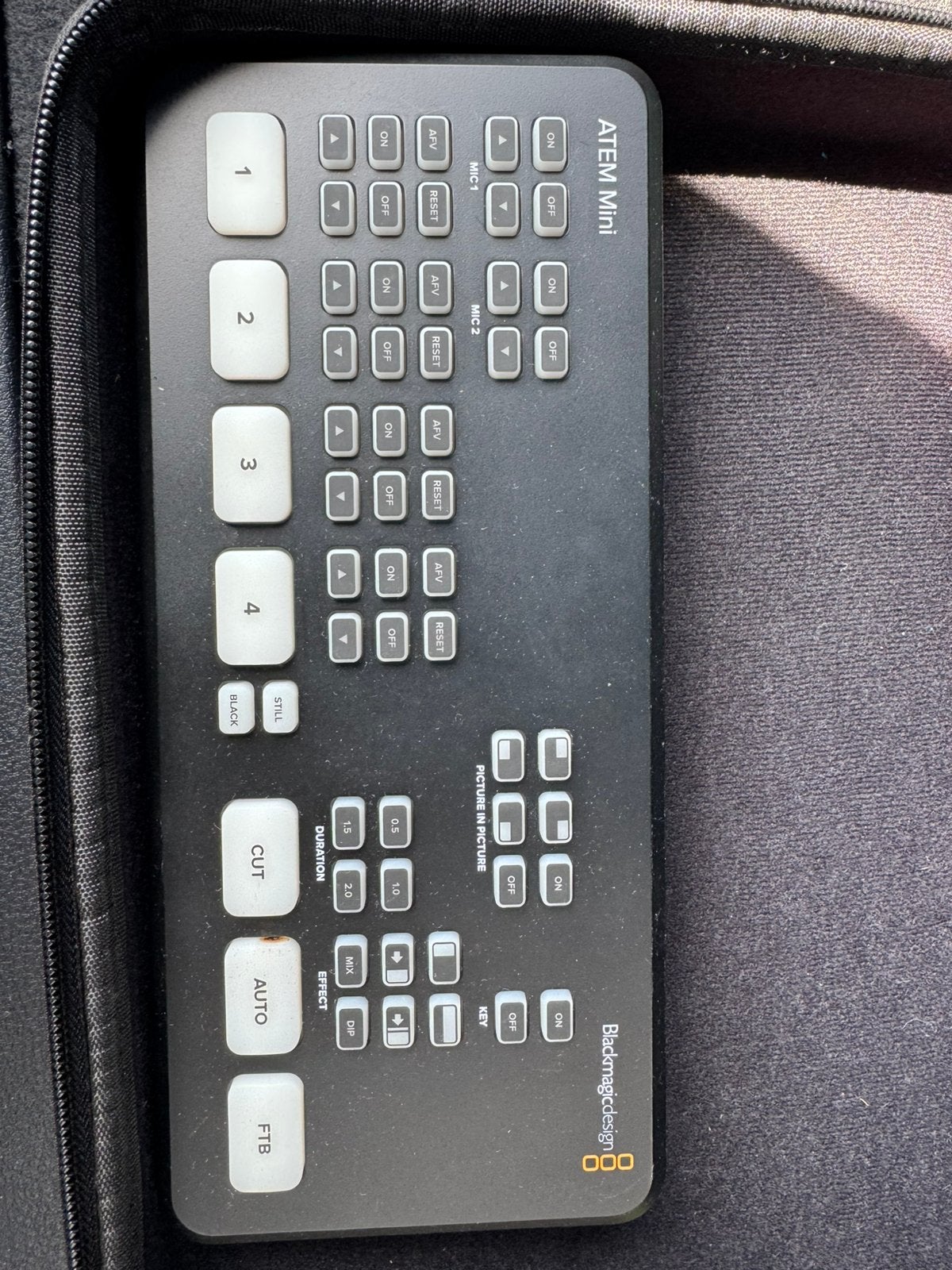 Blackmagic Design ATEM Mini – Mélangeur vidéo, Audio, Tv en Foto, Professionele apparaten, Ophalen, Zo goed als nieuw, Audio