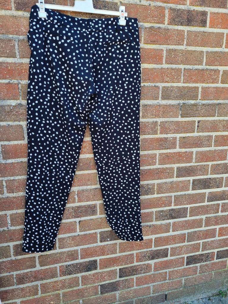 kleding pakket +/- 70 stuks aan 25 euro, Ophalen