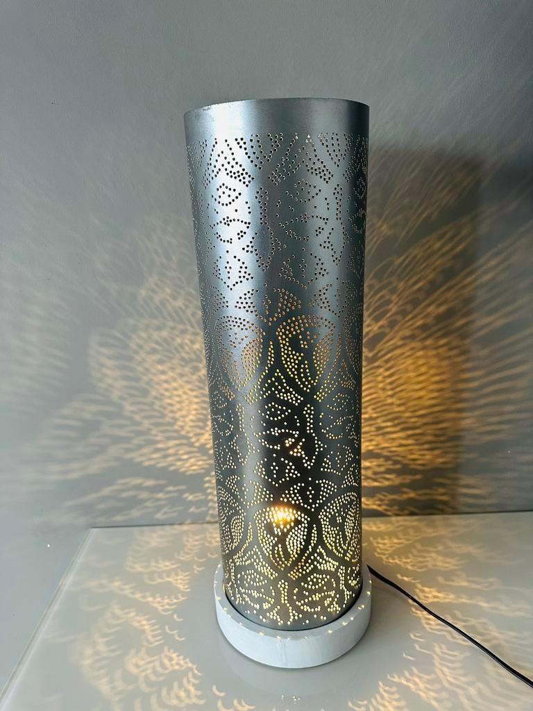 Lampe sur pied argentée, Enlèvement ou Envoi, Comme neuf, Bois
