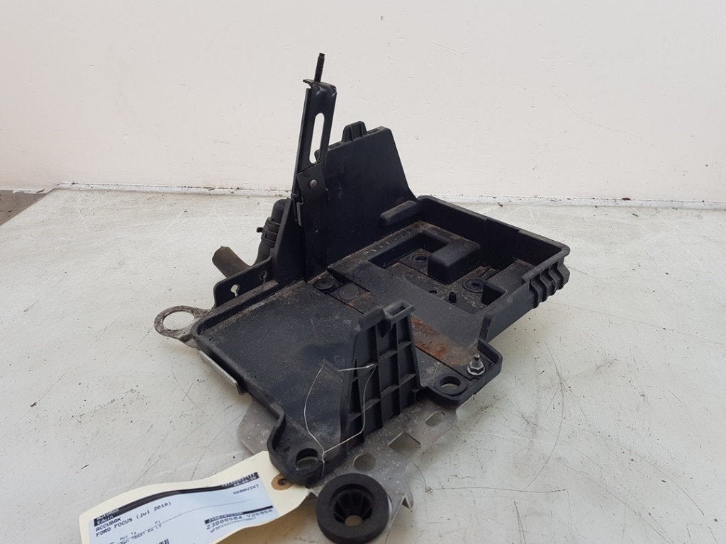 BAC A BATTERIE Ford Focus 4 Wagon (|JX6B10723AB|2350538|), Henry-Ford-Straße  1
50735  Köln, DE, Ford-Werke GmbH, Kunden@ford.com