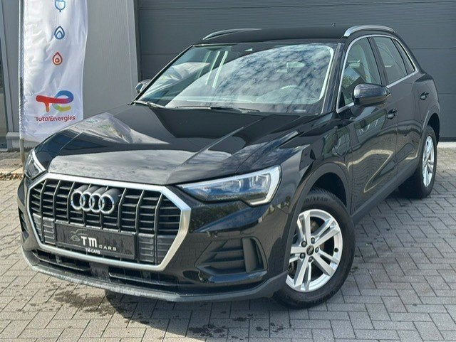 Audi Q3 hybride automaat 12.500km, Autos, Achat, Entretenue par le concessionnaire, Noir, 5 portes