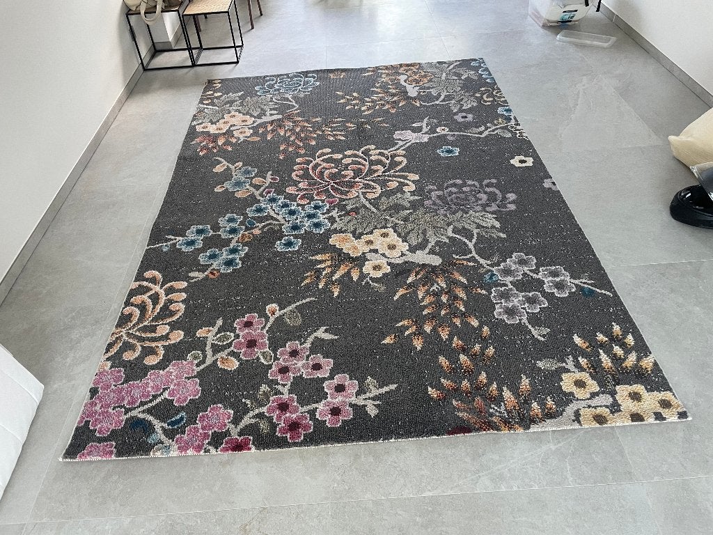 Groot tapijt 200 x 300 cm – bloemenmotief – donkergrijs, Ophalen of Verzenden, Zo goed als nieuw