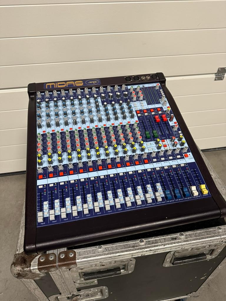 Midas Venice 160 incl. Flightcase, Musique & Instruments, Tables de mixage, Comme neuf, Enlèvement