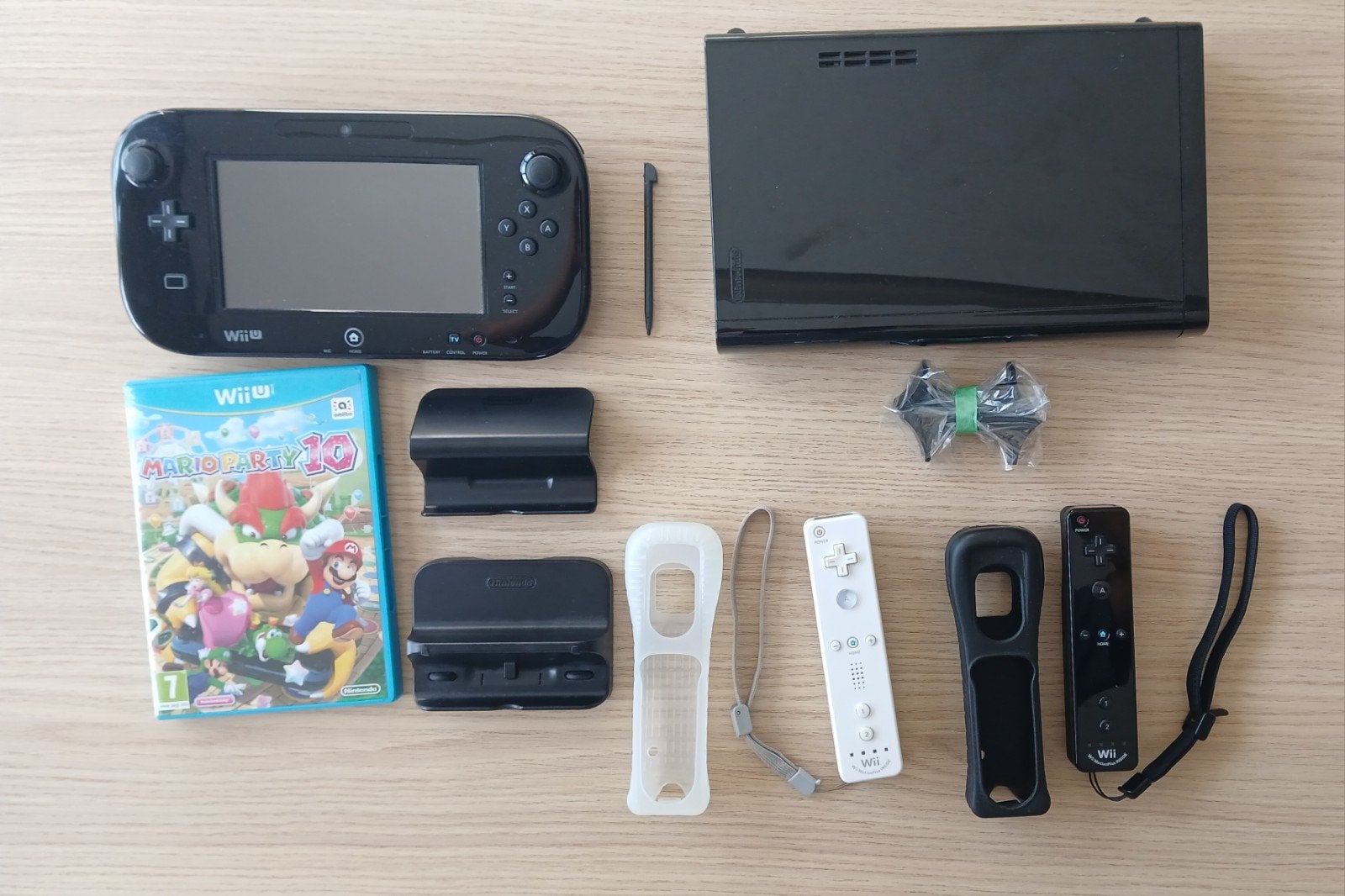Wii U Mario Kart 8 Download Premium Pack + Mario Party 10, Games en Spelcomputers, Ophalen, Zo goed als nieuw, Met 3 controllers of meer