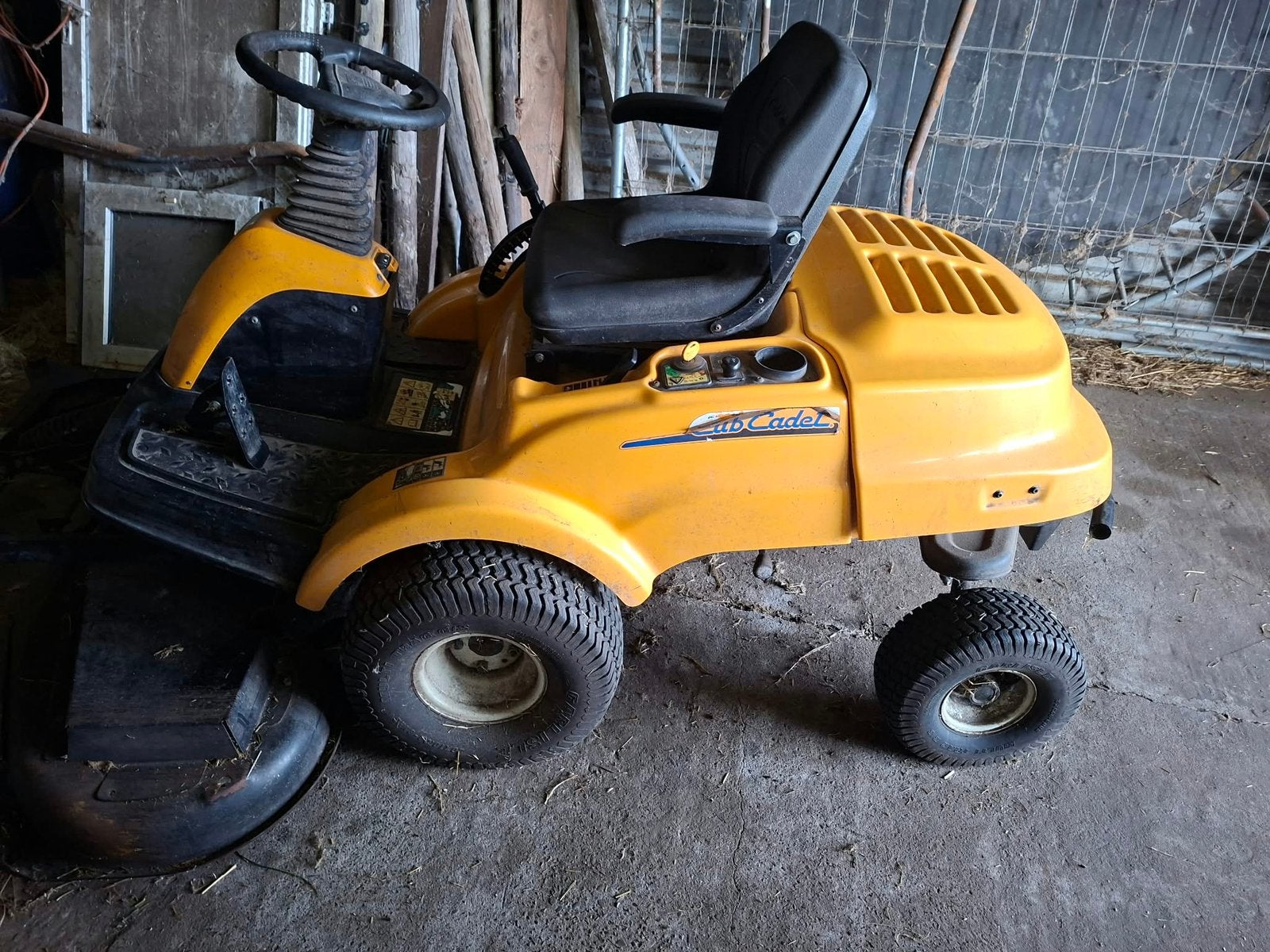 Zitmaaier te koop, Tuin en Terras, Ophalen, Zo goed als nieuw