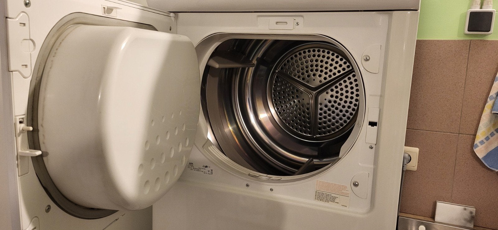 Sèche-linge AEG, Enlèvement