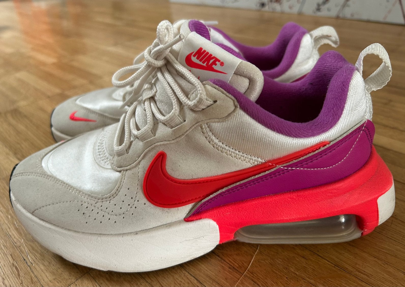 Chaussures de sport Nike 39, Sports & Fitness, Envoi, Comme neuf, Nike