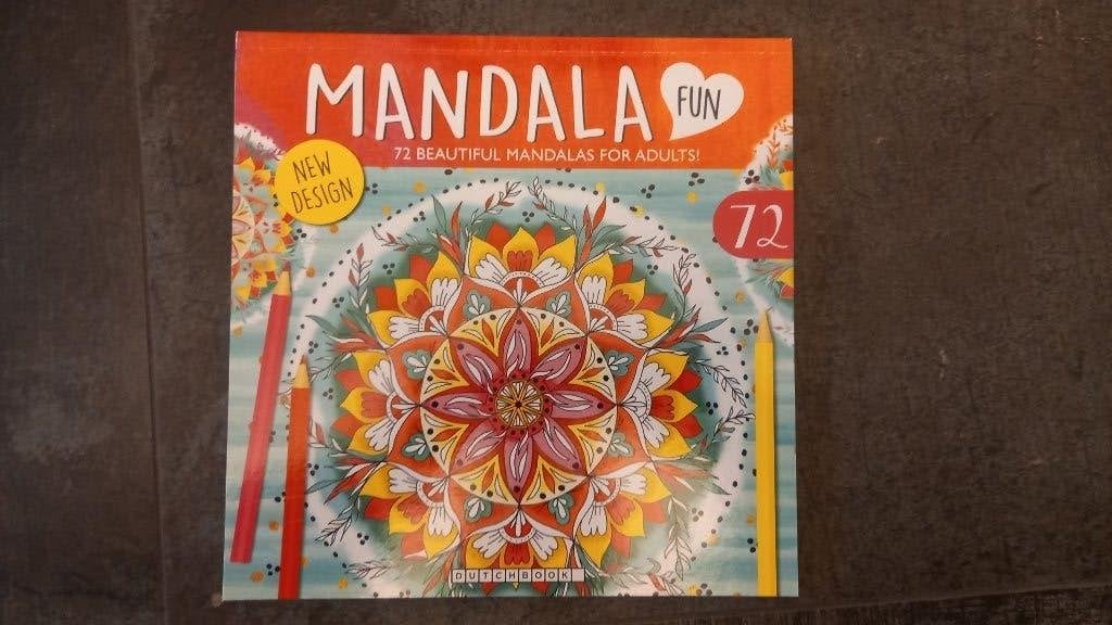 Nouveau livre de coloriage mandala, Enlèvement ou Envoi, Neuf, Crayon ou Feutre