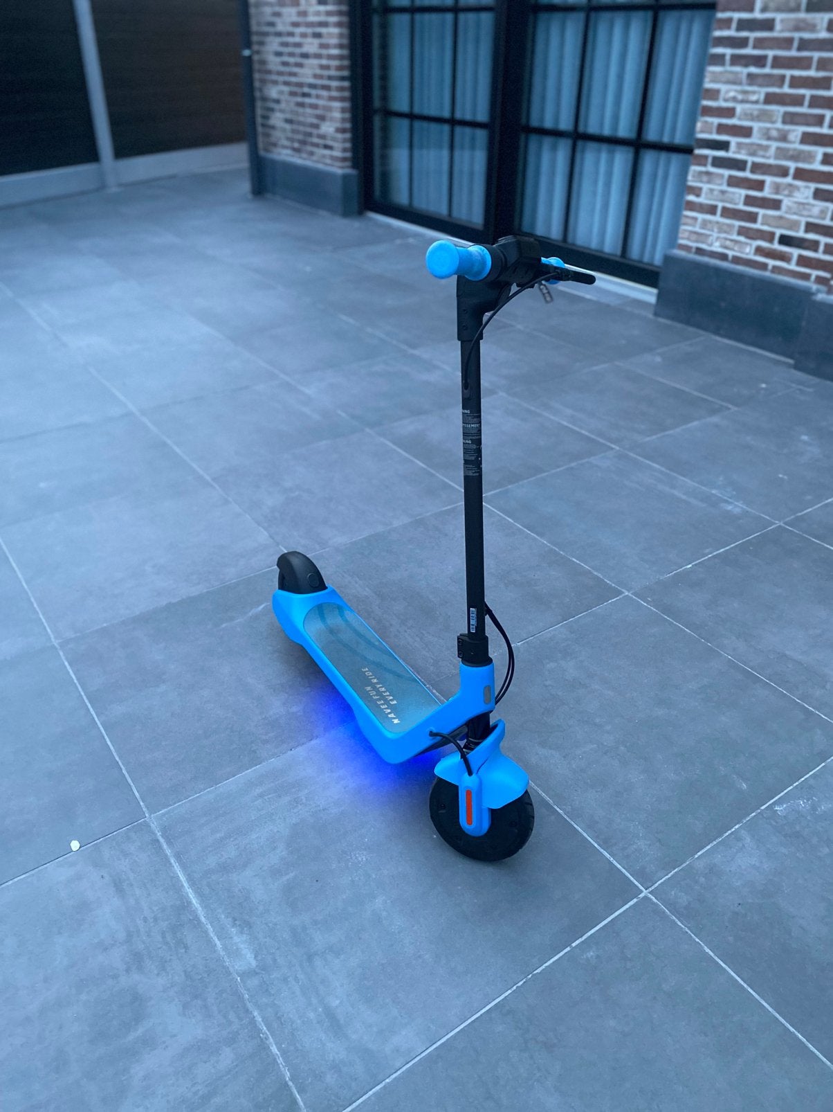 Elektrische Step Navee K100 Zo goed als nieuw!Slechts 108 km, Enlèvement ou Envoi, Comme neuf