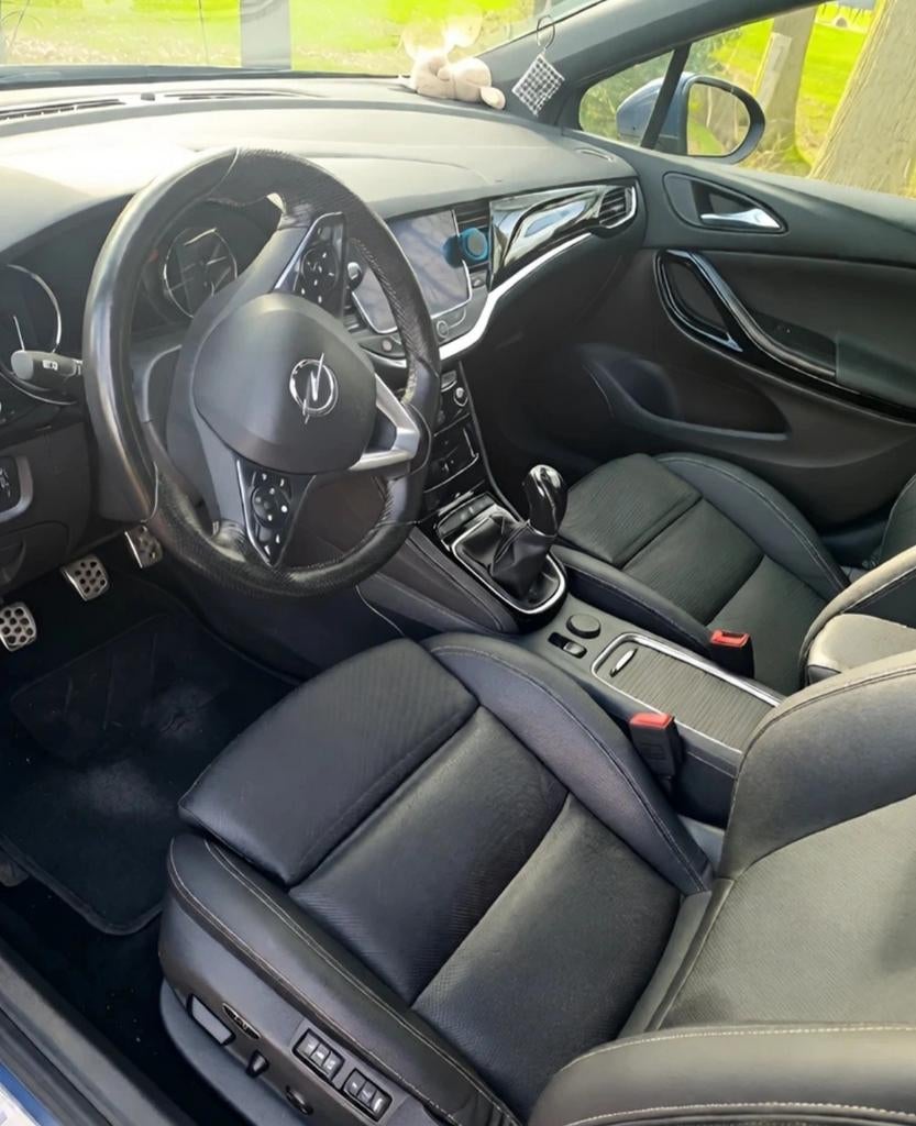 Opel Astra sports Tourer+, Auto's, Diesel, Particulier, Astra, Zetelverwarming