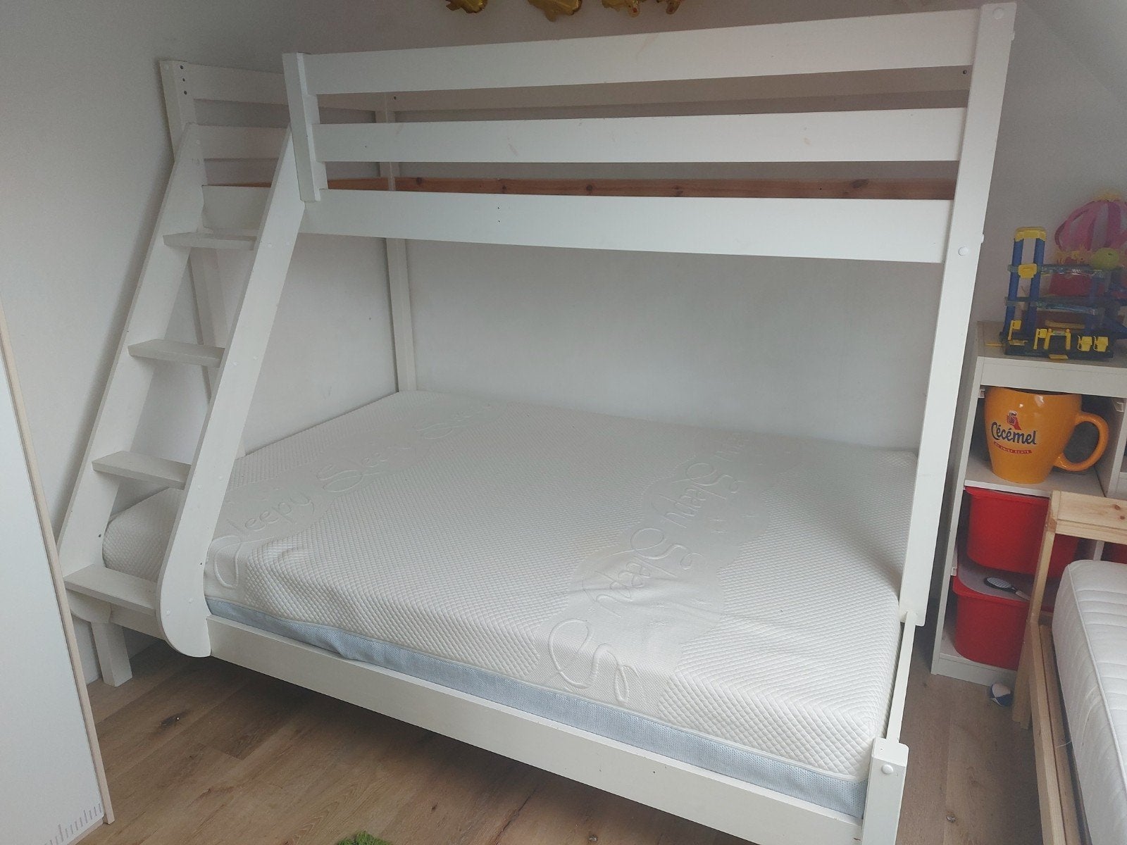 Stapelbed voor 3 personen met 1 matras, Maison & Meubles, Chambre à coucher | Lits superposés & Lits mezzanines, Enlèvement, 90 cm