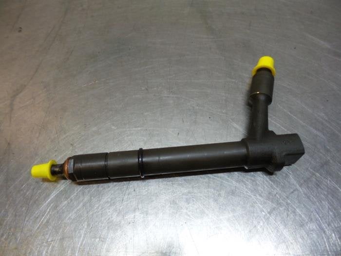 Verstuiver (diesel) van een Opel Meriva (Meriva 03-), Gebruikt, -, -, Opel