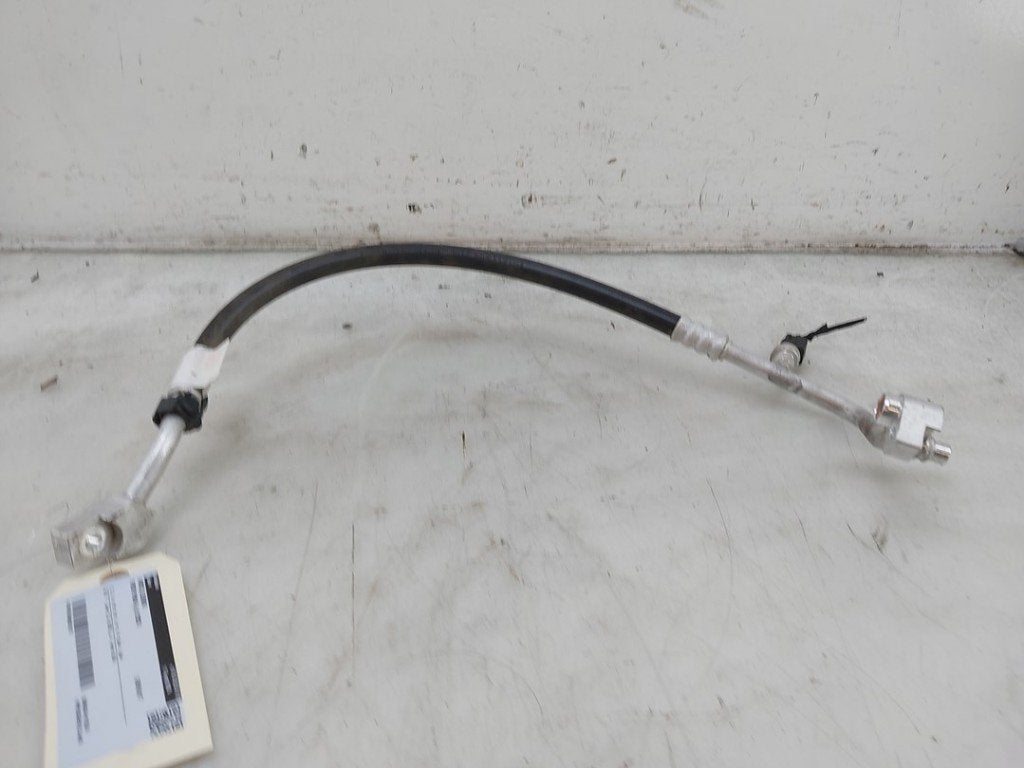 AIRCO LEIDING Ford Puma (01-2019/-) (|L1BH19972AB|2422602|), Gebruikt, Henry-Ford-Straße  1
50735  Köln, DE, Ford-Werke GmbH, Kunden@ford.com