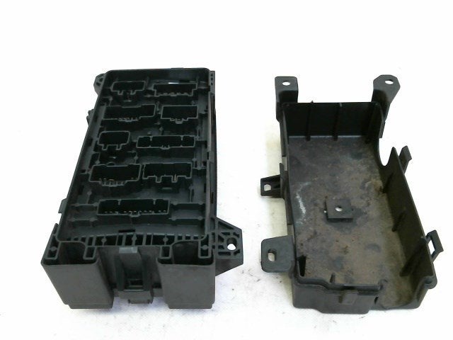 BOITIER FUSIBLES Kia Sorento I (JC) (|911603E070|), Utilisé, Kia