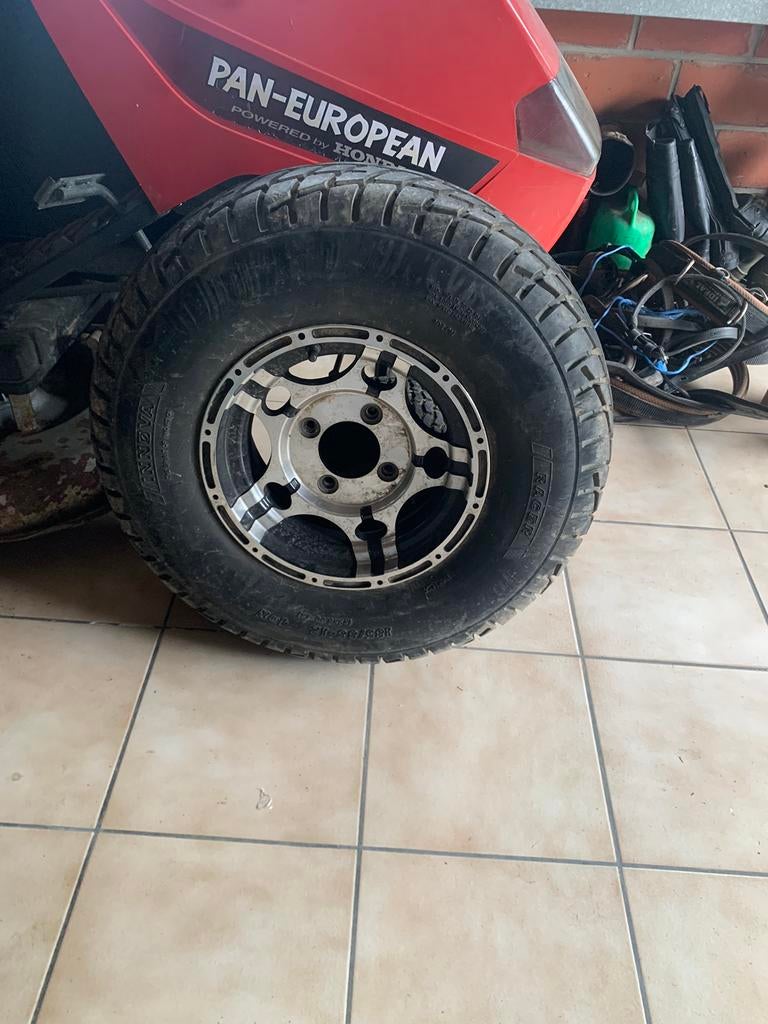 Quad straat banden set met mooie velg, Motos, Quads & Trikes