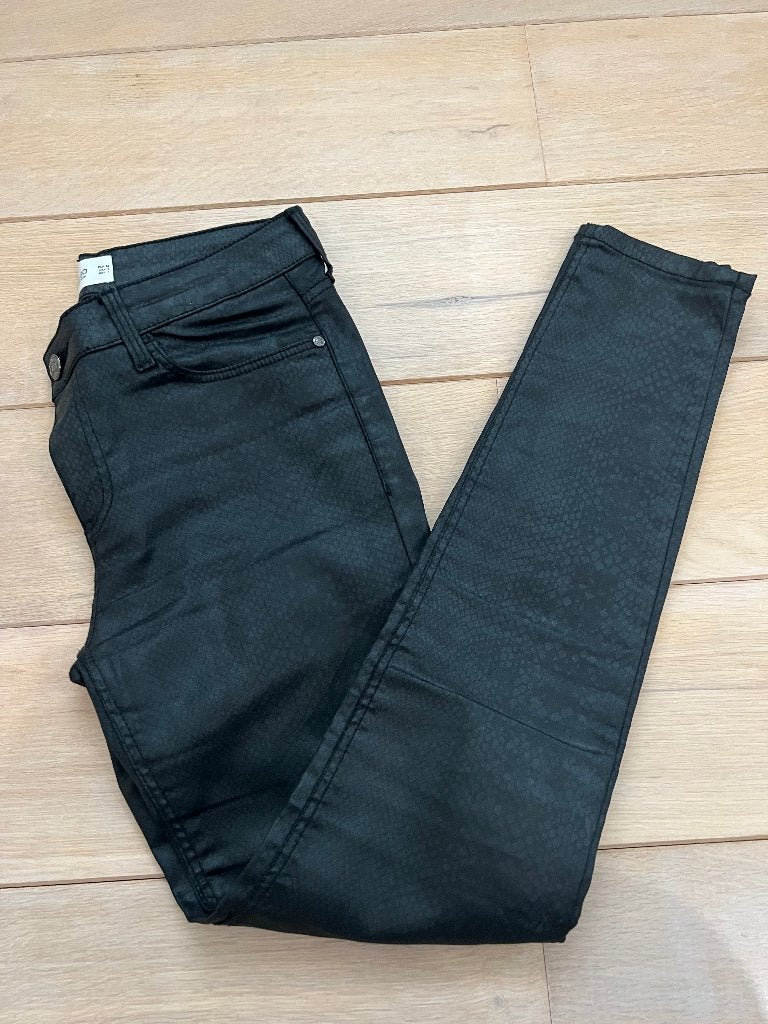 Mango-jeans voor dames, Ophalen, Zo goed als nieuw, Zwart