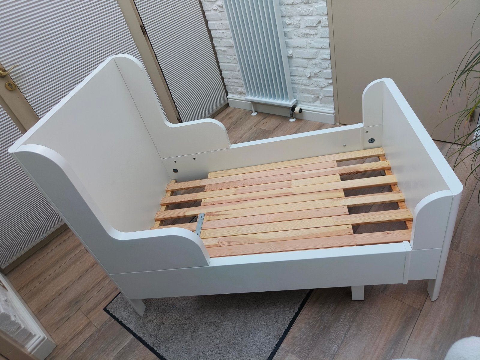 meegroeibed IKEA (model Busunge), Ophalen