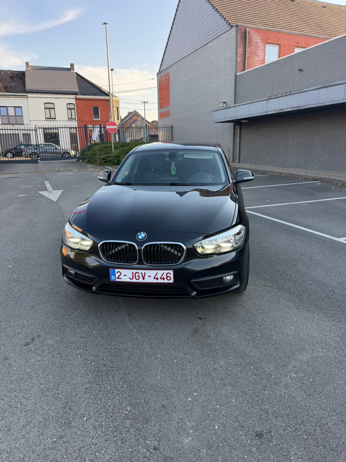 114d f20 LCI 232.xxxkm, Auto's, Bluetooth, Zwart, Handgeschakeld, 5 deurs