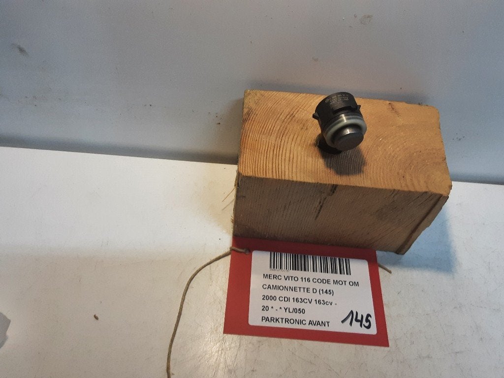 PARKEERSENSOR Mercedes-Benz Vito (447.6) (A0009055504), Gebruikt, Mercedes-Benz, Mevr. I. Hauben, Rue de l'Espoir 34 34
4030  GRIVEGNÉE, BE
