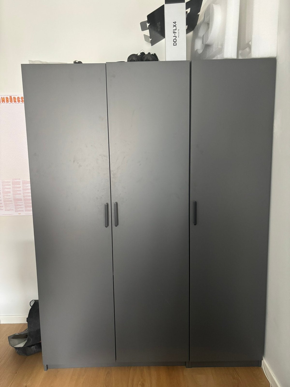 Kleerkast, Ophalen, 200 cm of meer, 150 tot 200 cm, Meerdere deuren