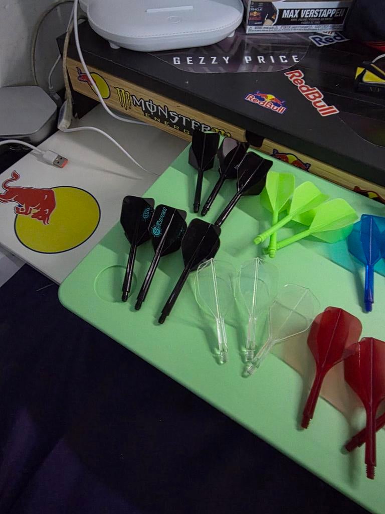 Flights, Sport en Fitness, Darts, Ophalen of Verzenden, Flights