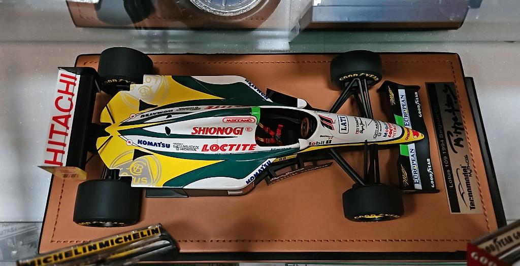 Tecnomodels Lotus 109 F1 Philippe Adams 1/18 gesigneerd, Ophalen, Nieuw