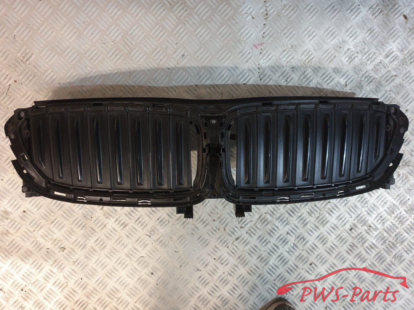 BMW 6-SERIE GT G32 GRILL LUCHTROOSTER ORIGINEEL, -, Utilisé, -, Enlèvement ou Envoi
