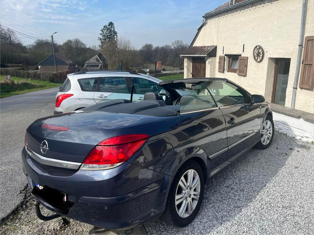 Opel Astra H Cabriolet, Auto's, Voorwielaandrijving, 4 zetels, 110 kW, 4 cilinders