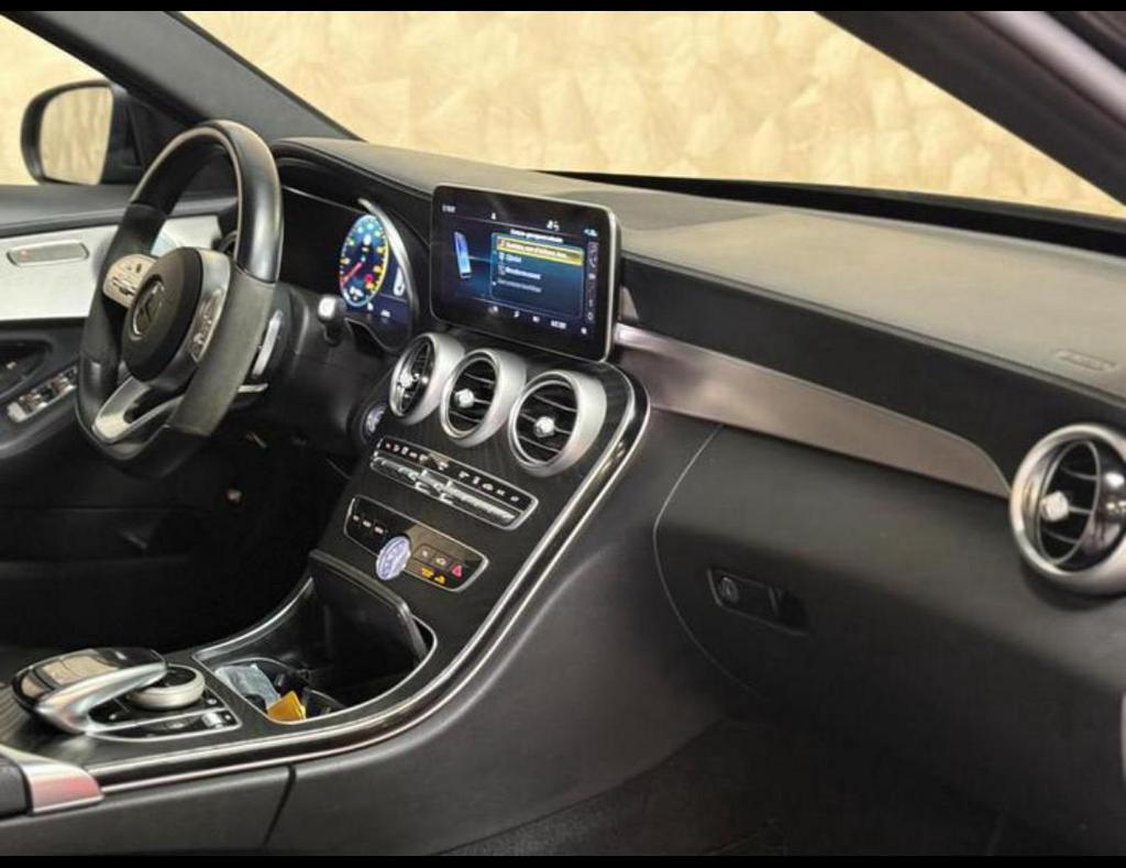 Mercedes, Auto's, Mercedes-Benz, Automaat, Euro 6, 4 cilinders, Leder en Stof