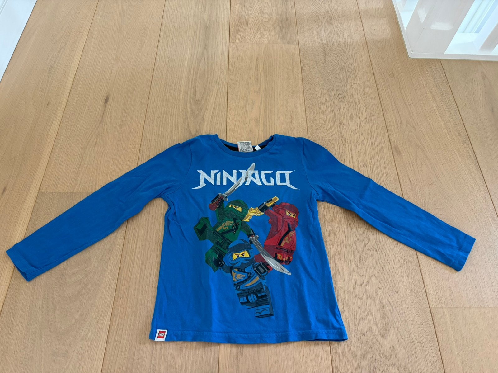Longsleeve Ninjago Lego maat 122, Kinderen en Baby's, Kinderkleding | Maat 122, Ophalen of Verzenden, Jongen, Shirt of Longsleeve