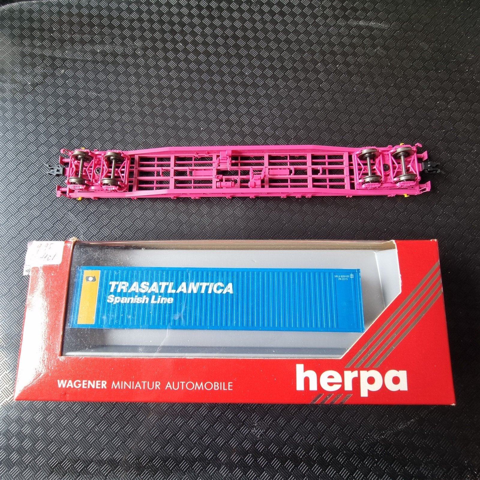 CONTAINER WAGON CNC ROZE -H0-, Ophalen of Verzenden, Wagon