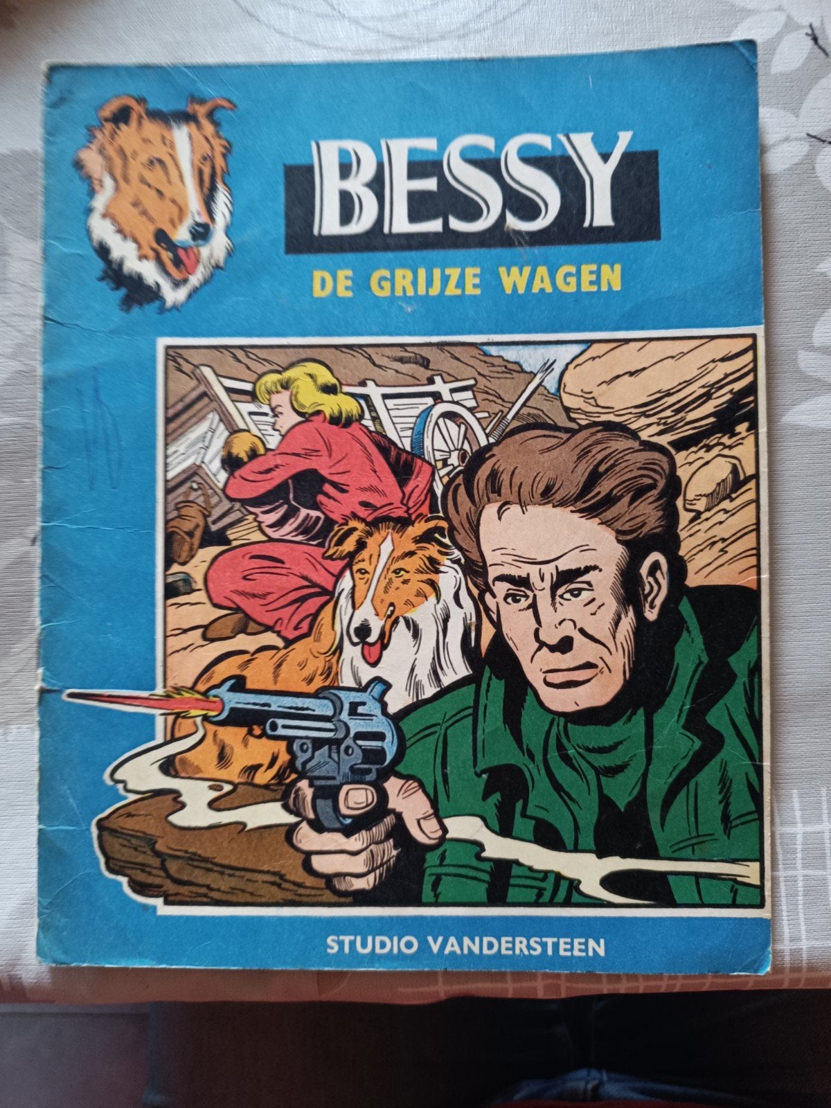 2 x Bessy  OUDE STRIPS, Boeken, Stripverhalen, Ophalen of Verzenden