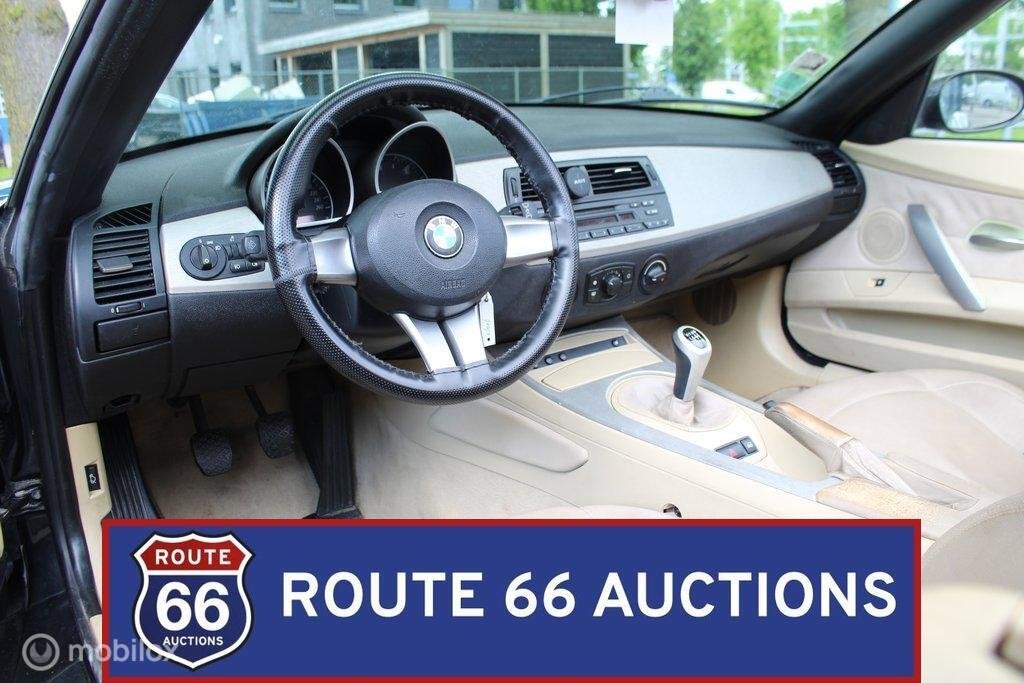 BMW Z4 2.0i | 2005 | Route 66 Auctions, Gebruikt, Zwart, Bedrijf, Handgeschakeld