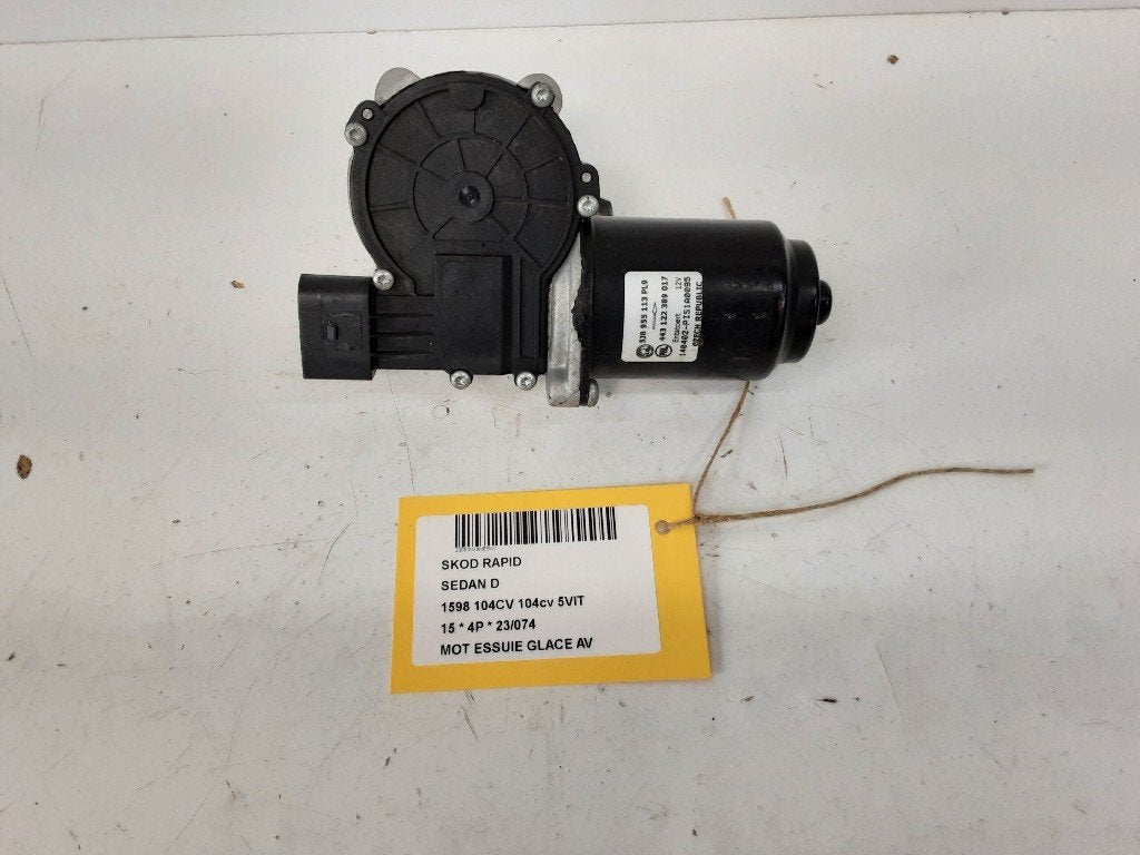RUITENWISSERMOTOR VOOR Skoda Rapid (5JB955113PL9), Gebruikt, Info@skoda-auto.de, Skoda, Max-Planck-Straße  3-5
64331  Weiterstadt, DE