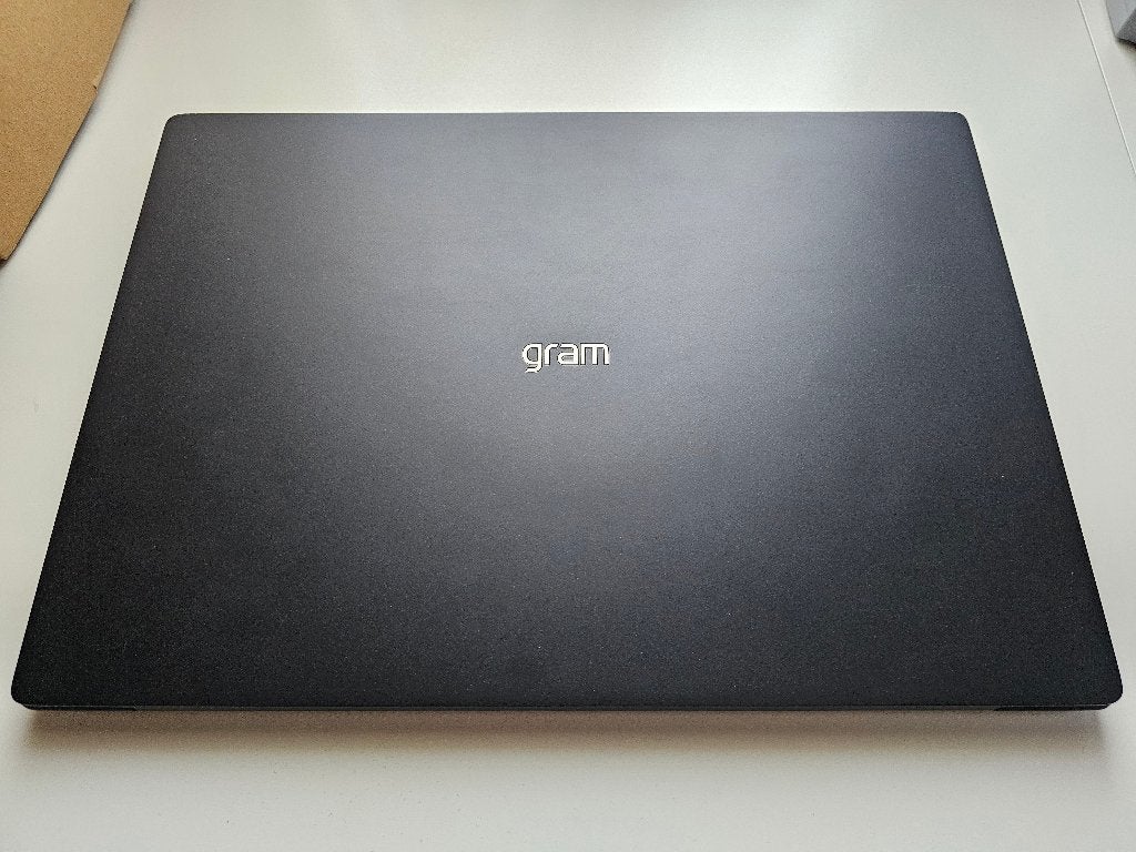 2025 LG Gram 16Z90TP-G.AA78A1 | U7 255H, 16gb, 1tb, Computers en Software, Windows Laptops, Ophalen, Qwerty, Core ultra 7 255H
