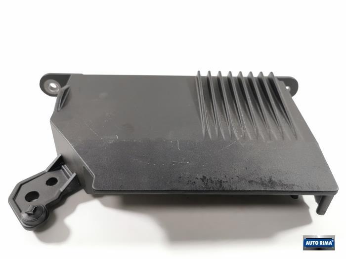 Amplificateur radio d'un Volvo V60, -, 3 mois de garantie, -, -