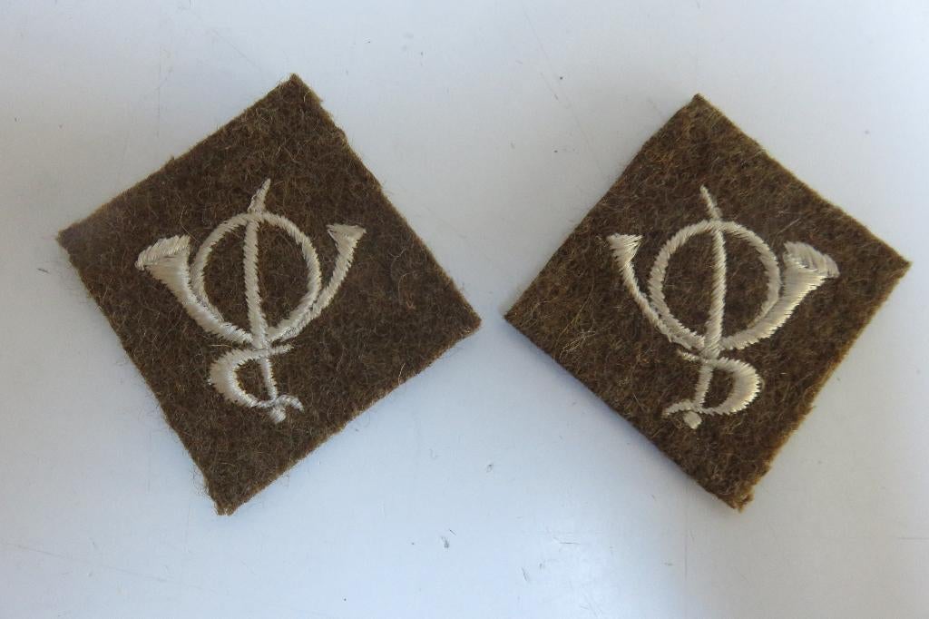 Ecussons de cols Chasseurs à Cheval, Enlèvement ou Envoi, Armée de terre, Emblème ou Badge