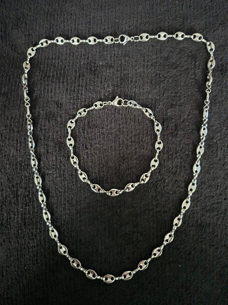 Nieuwe halsketting met bijpassende armband, Ophalen of Verzenden, Nieuw, Zilver