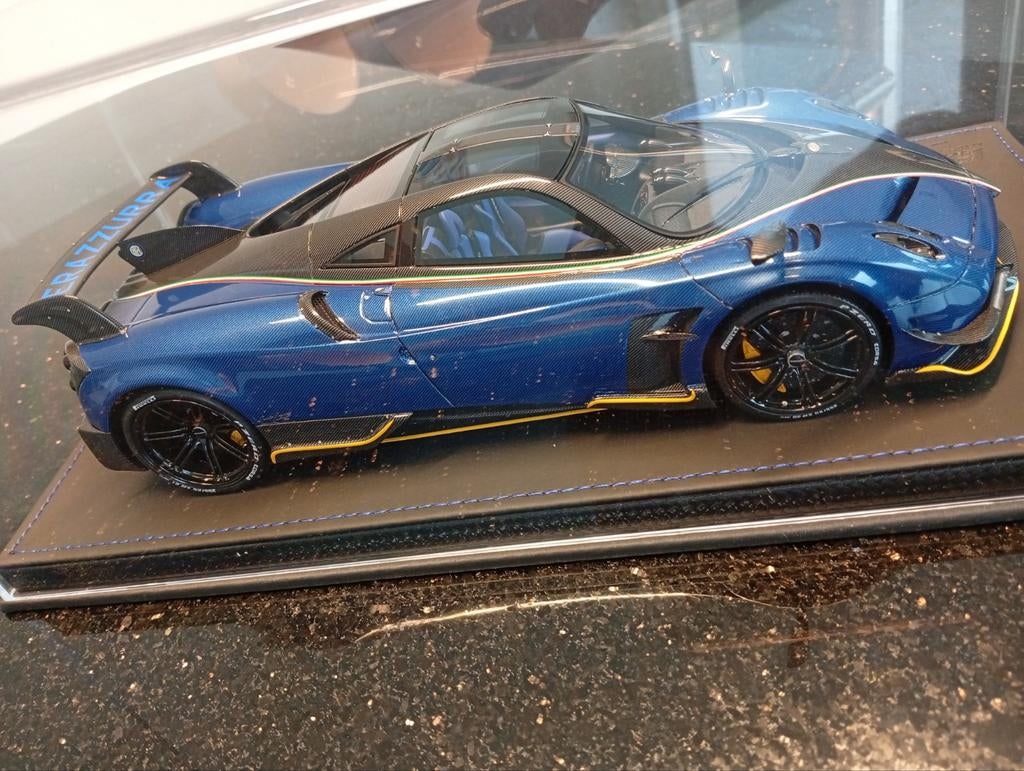 Pagani Huayra BC Nerazzurra BBR 1:18, Enlèvement ou Envoi, Comme neuf, Voiture