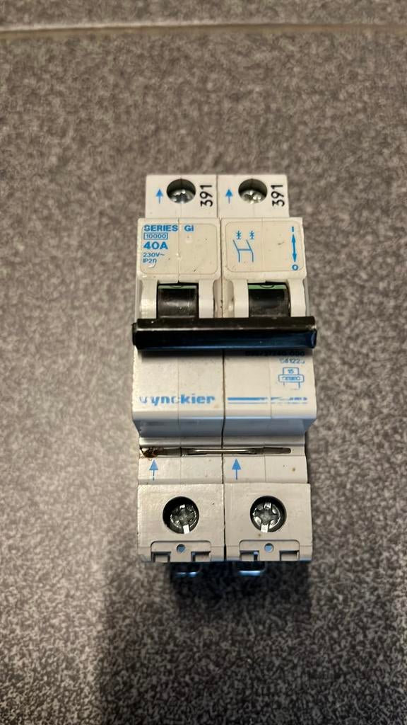 Automaat Vynckier - 2p - 40A - 10k kortsluitstroom, Enlèvement, Comme neuf