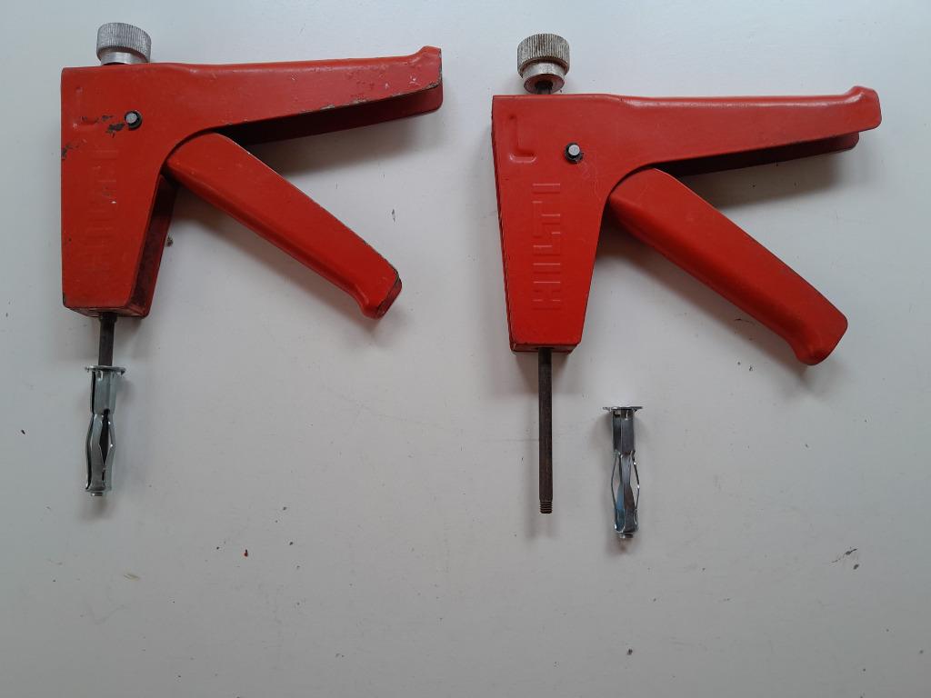 Hilti appareil pour gonfler les chevilles métalliques, Ophalen, Pluggen