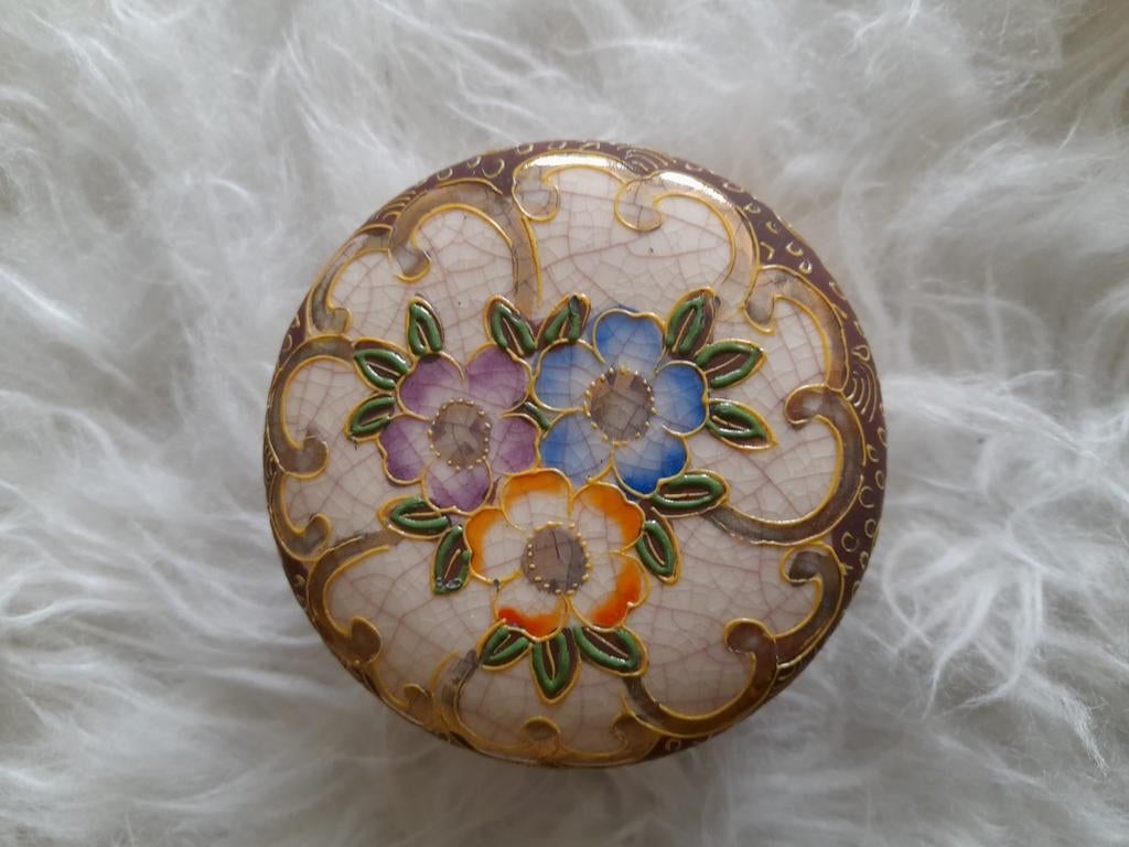 Cloisonné emaille doosje. Japan., Ophalen of Verzenden