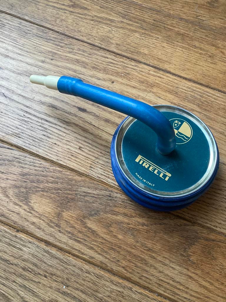 vintage PIRELLI rubberen balgpomp, Zo goed als nieuw