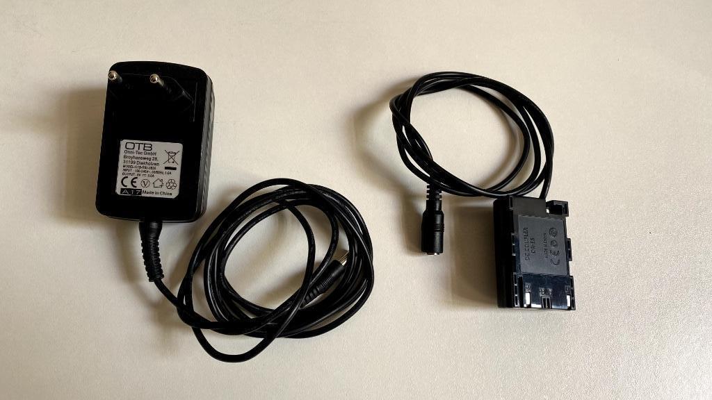 Canon 5D - netvoeding adapter, Enlèvement, Comme neuf, Reflex miroir, Autres Marques