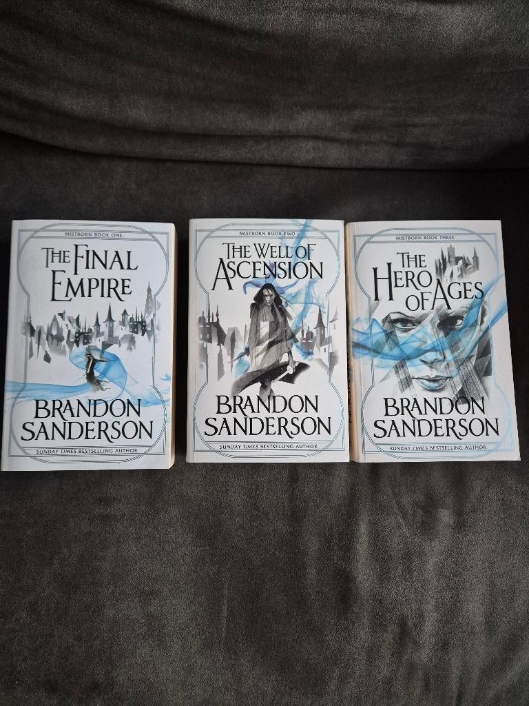 Mistborn serie - Brandon Sanderson (Engels), Boeken, Ophalen, Zo goed als nieuw, Brandon Sanderson